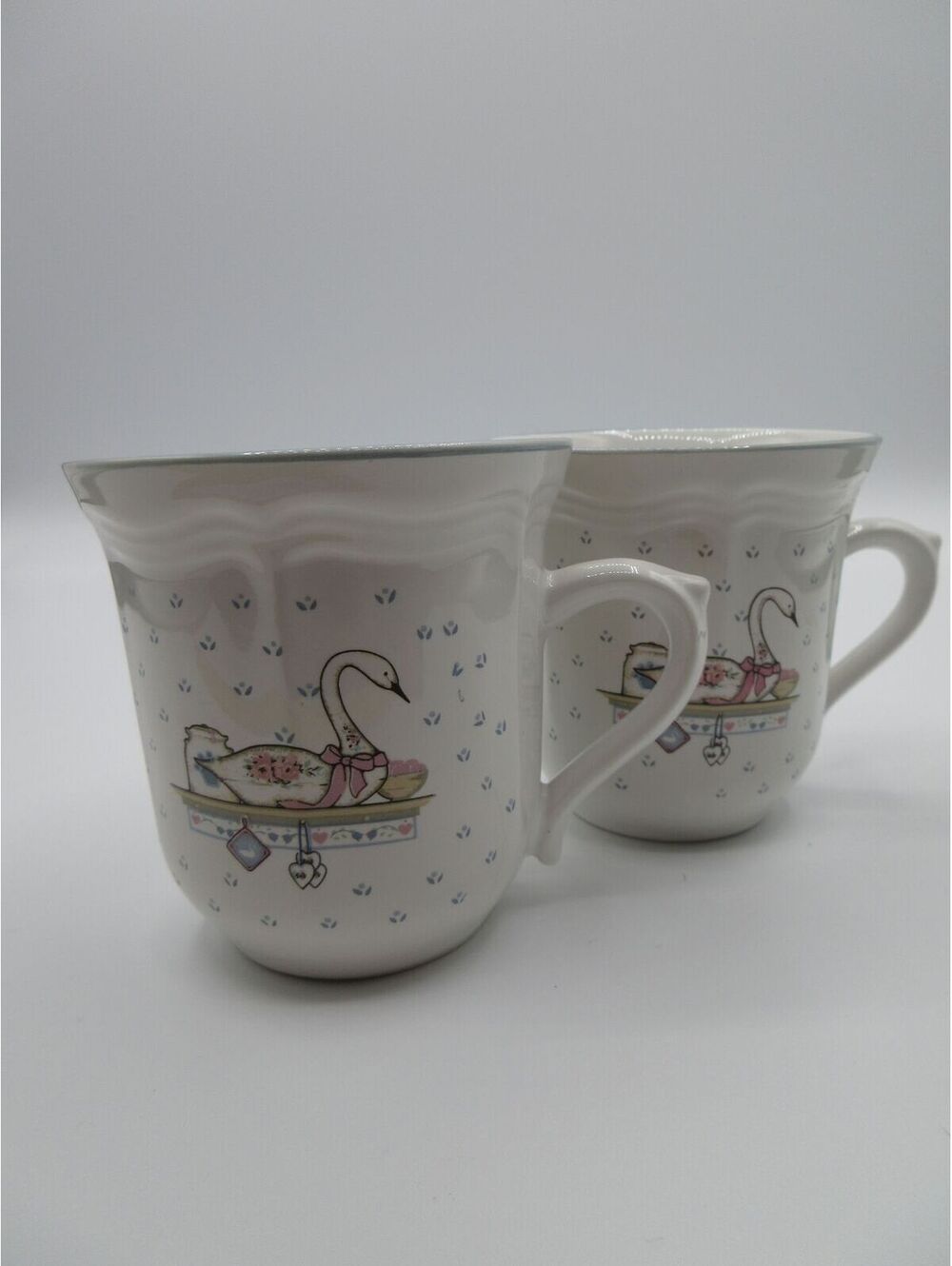 65. Vintage Trenditions Country Goose Mugs Set of 2 Pink Blue Cottagecore